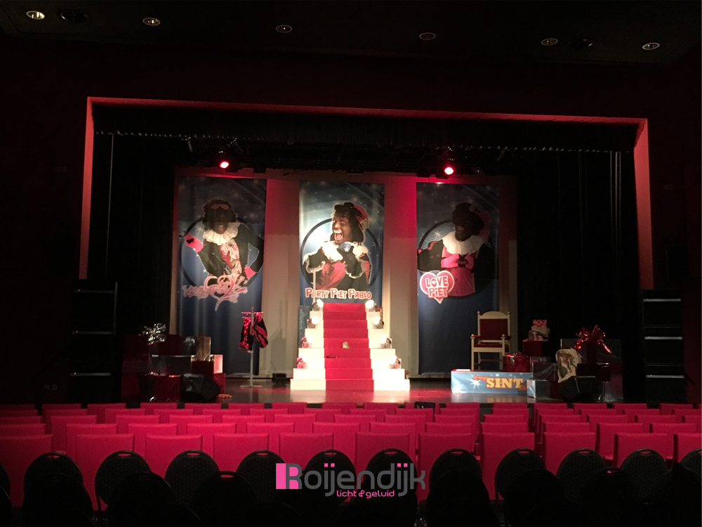 Theater, Myllesweerd, licht, geluid, roijendijk licht en geluid, Sinterklaar, zwarte piet, voorstelling, minder feest