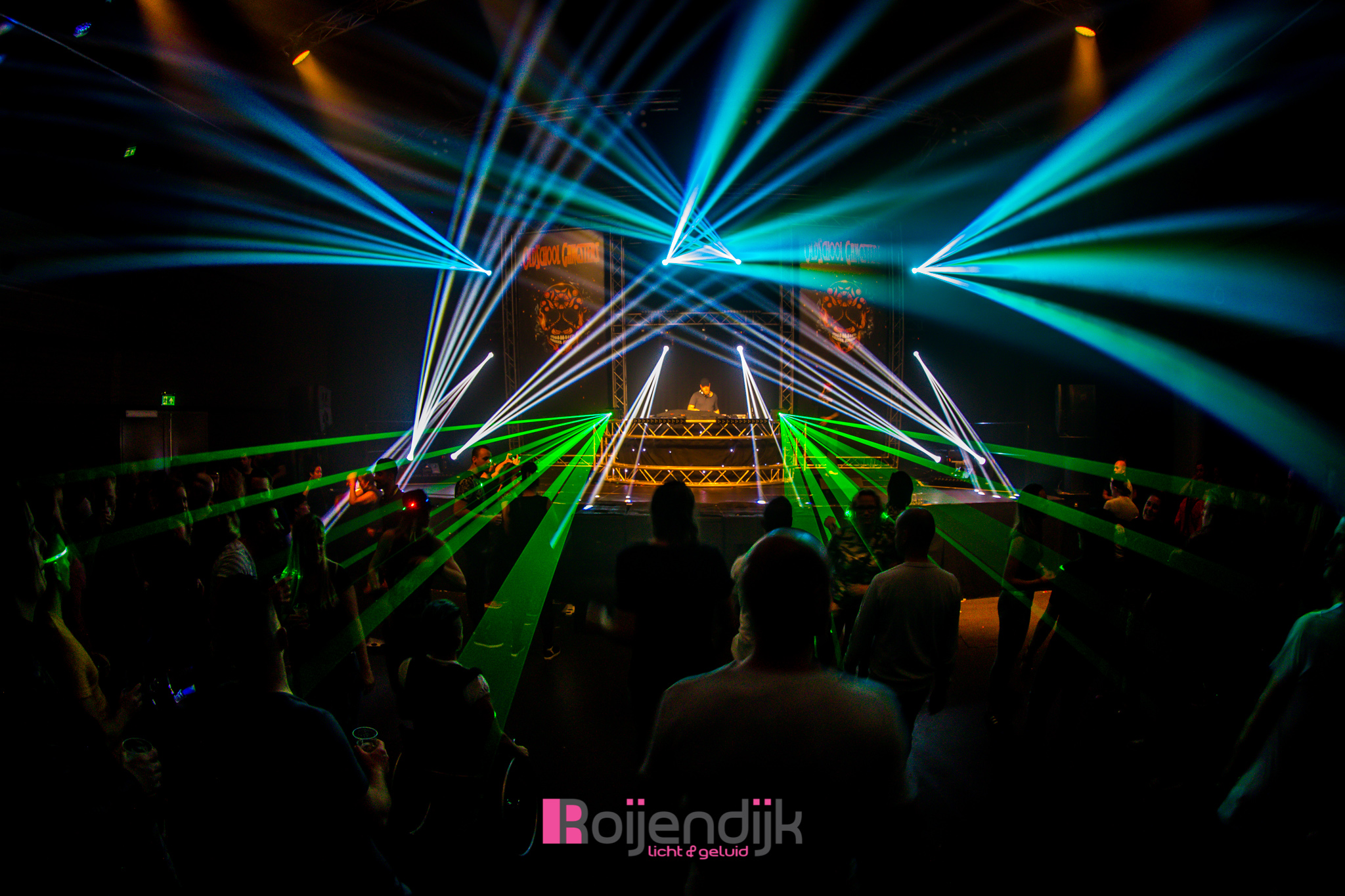 Fabulous Events | Bazenfeest | Markant Uden | Roijendijk Licht En Geluid | RLG | R-LG