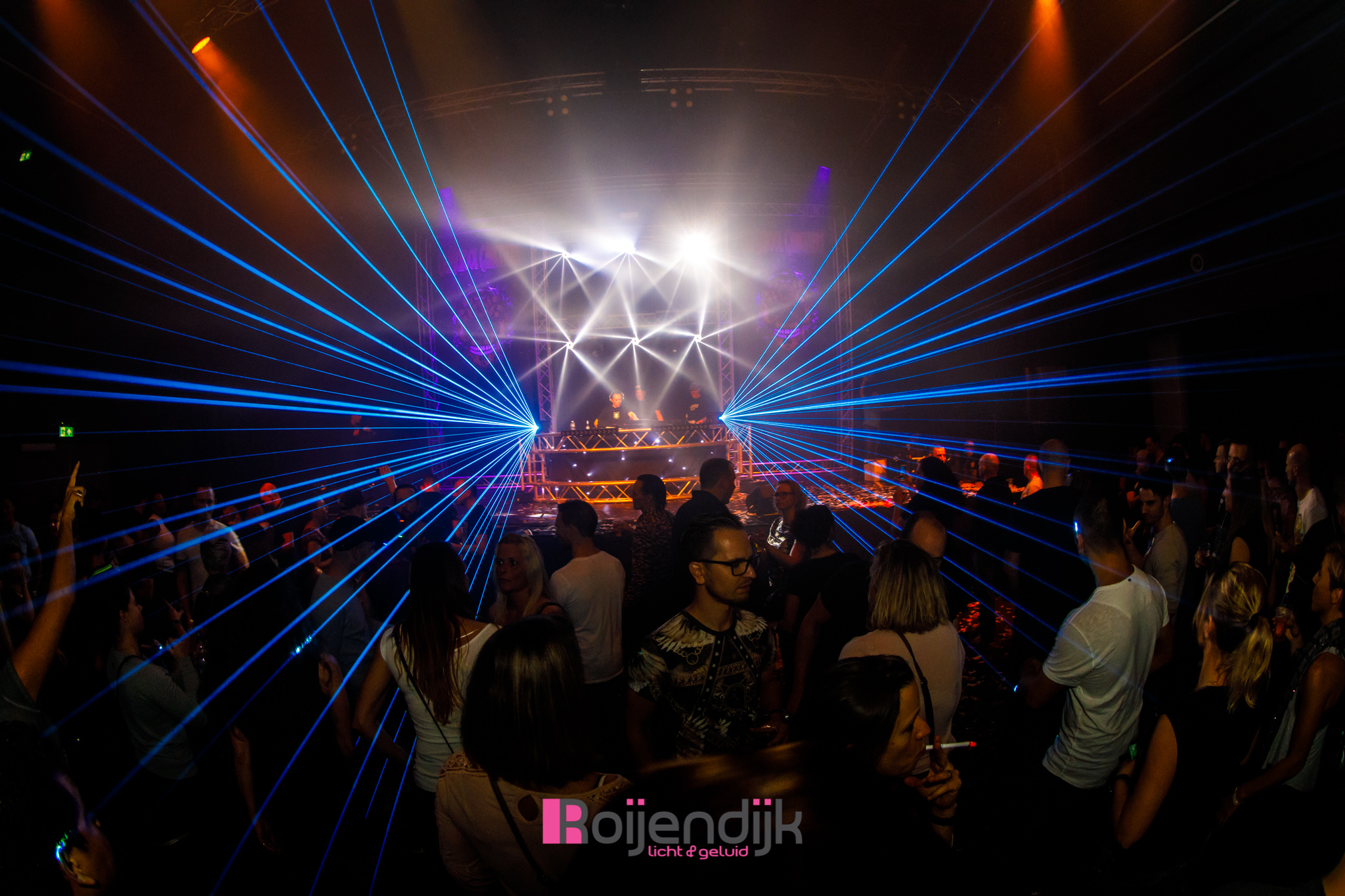 Fabulous Events | Bazenfeest | Markant Uden | Roijendijk Licht En Geluid | RLG | R-LG