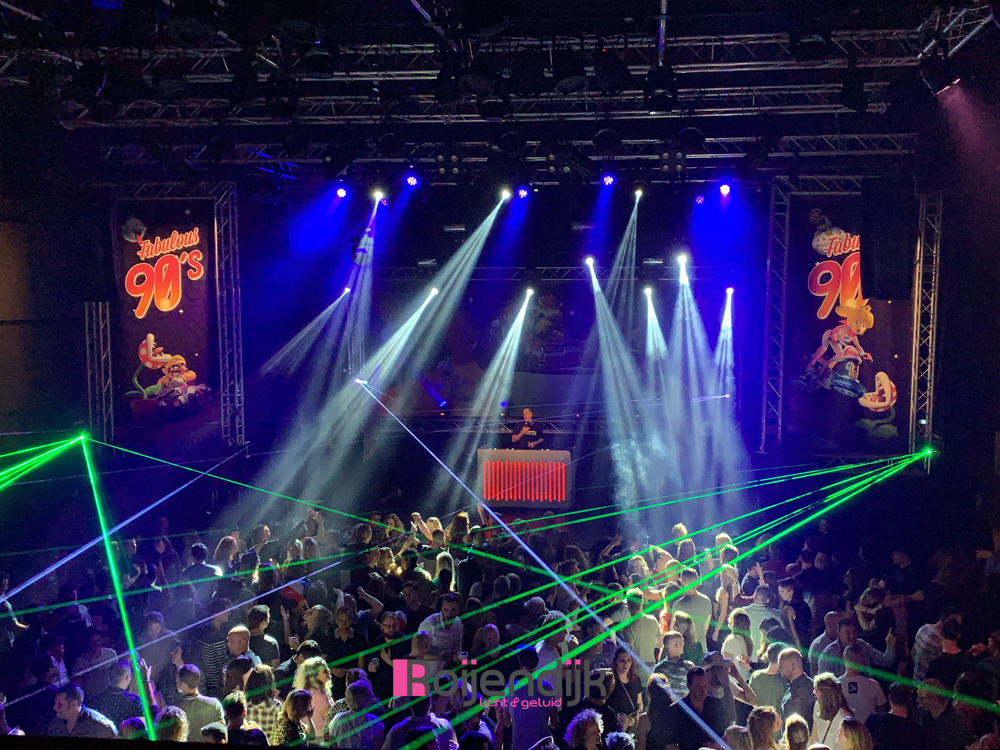 Overture opening avond carnaval 2019 in Sint Michielsgestel | De Huif | Roijendijk Licht En Geluid | RLG | R-LG [Martin Rush MH3. Martin Mac 101. Martin Atomic 3000. CLF Beam 6. Showtec Spectral M800.