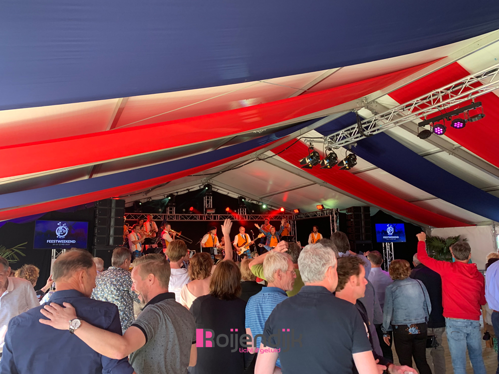 Overture opening avond carnaval 2019 in Sint Michielsgestel | De Huif | Roijendijk Licht En Geluid | RLG | R-LG [Martin Rush MH3. Martin Mac 101. Martin Atomic 3000. CLF Beam 6. Showtec Spectral M800.