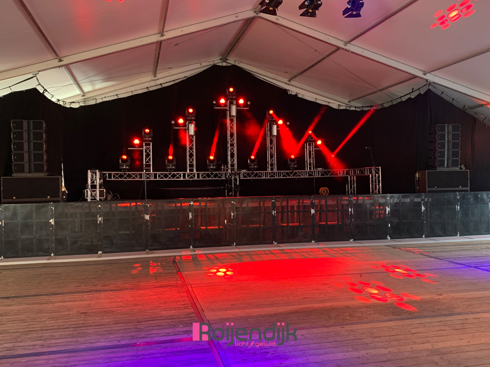 Overture opening avond carnaval 2019 in Sint Michielsgestel | De Huif | Roijendijk Licht En Geluid | RLG | R-LG [Martin Rush MH3. Martin Mac 101. Martin Atomic 3000. CLF Beam 6. Showtec Spectral M800.